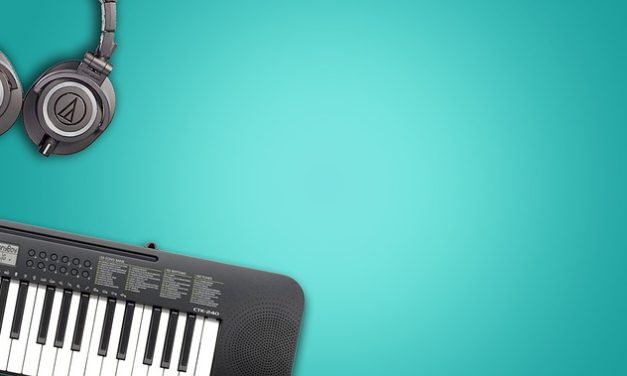 Giocare il pianoforte online con la tastiera: ecco come funziona