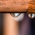 Impermeabilizzazione professionale della boa di pioggia in legno