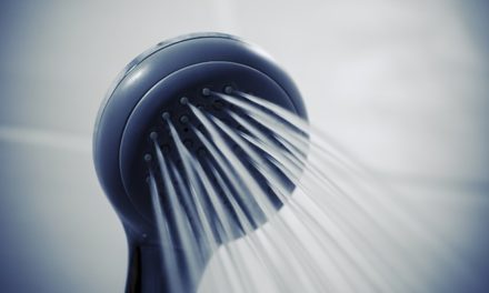 Quanto fare la doccia? Come calcolare il consumo di acqua