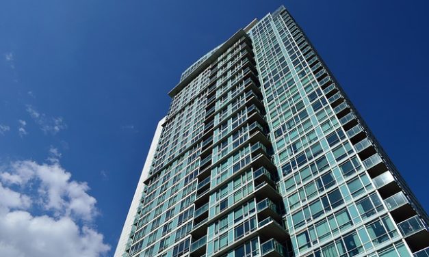 Ristrutturazione del balcone per gli appartamenti occupati dai proprietari: questo è ciò che si dovrebbe considerare