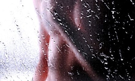 Nudo sotto la doccia: come superare la vergogna in palestra