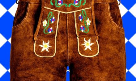 Pantaloni in pelle decorati tradizionalmente per uomo: è così che funziona