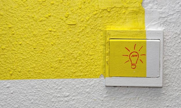 Installazione di una lampada da soffitto con interruttore: è così che funziona